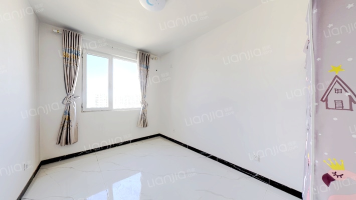 精装三居南北通透，无遮挡，采光视野好-卧室A