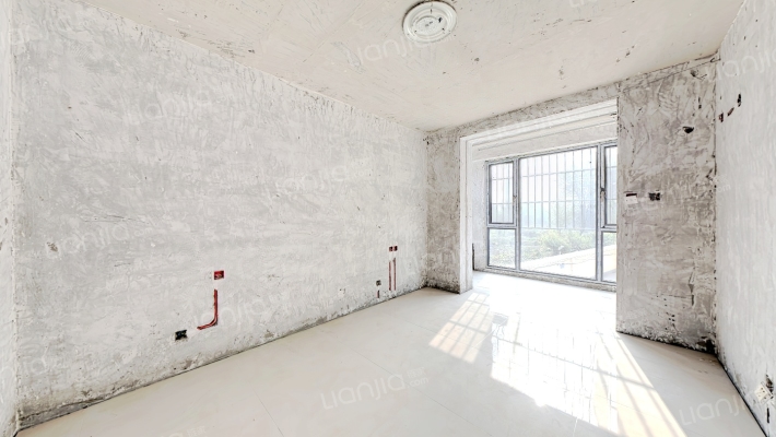 名流枫景洋房，好楼层，税少，看房方便，业主诚意出售-卧室B