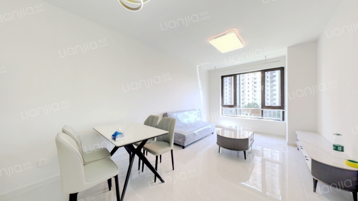 高品质社区，小区环境好，视野好，无遮挡-客厅