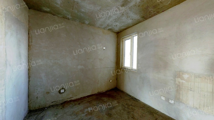 范阳主路钻石广场 君悦广场旁  满两年 带车位 地下室-卧室A