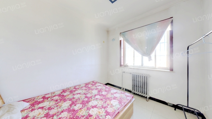 鹏润四季花园小区开发区精装修两居室拎包入住总价低-卧室B