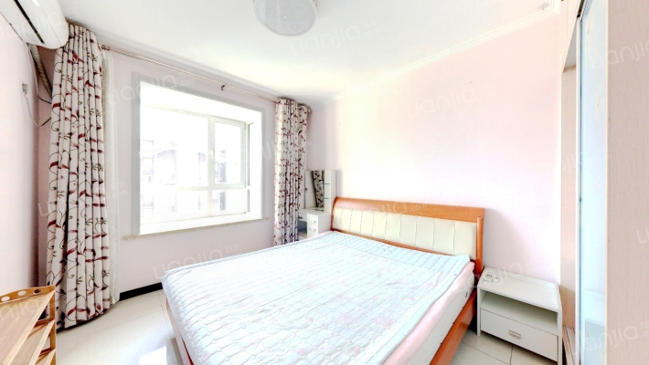 天地新城  南北两居  满五唯一  诚意出售-卧室B