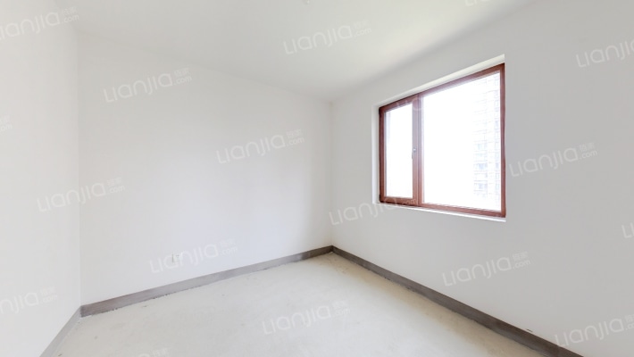 高铁新干线 4室1厅 南 北-卧室A