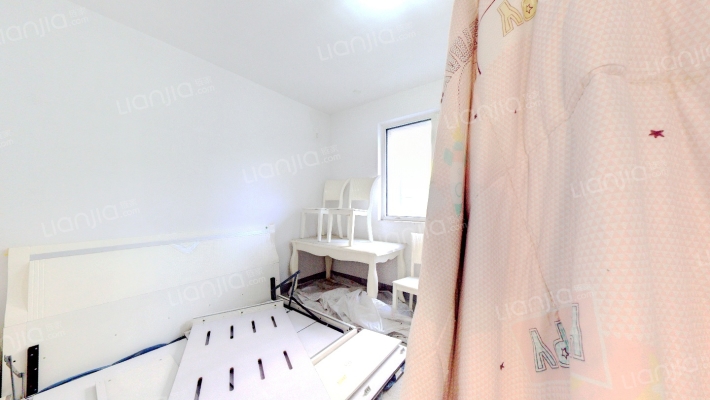 高铁三居毛坯随意装修业主诚心卖-卧室A