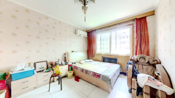 房本满五，交通便利 生活配套齐全商场、医疗、-卧室A