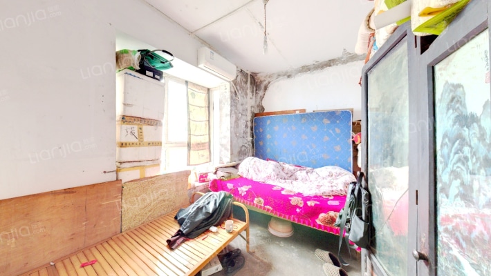 清水三房，近地铁，生活便利，，采光好-卧室C