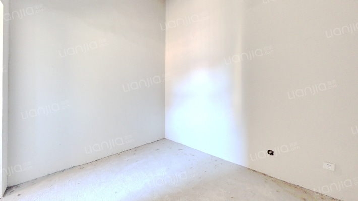 南向两居室  户型方正 顶层坡屋顶设计 可做阁楼-卧室A