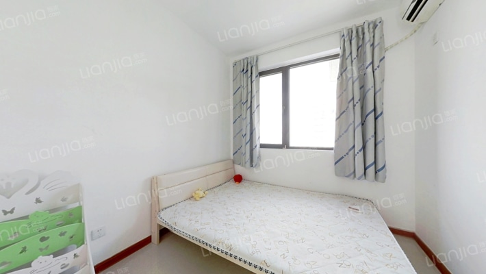 房子南北通透三居，户型方正没有浪费空间-卧室B