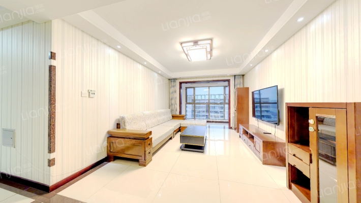 开发区 君临天下御景园  南北通透三居室-客厅