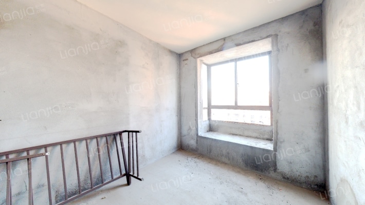 弘阳广场 七街餐饮示范街 小区环境优美 诚心出售-卧室A