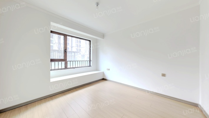 央企精装现房 人车分流 诚意出售 手续简单-卧室A