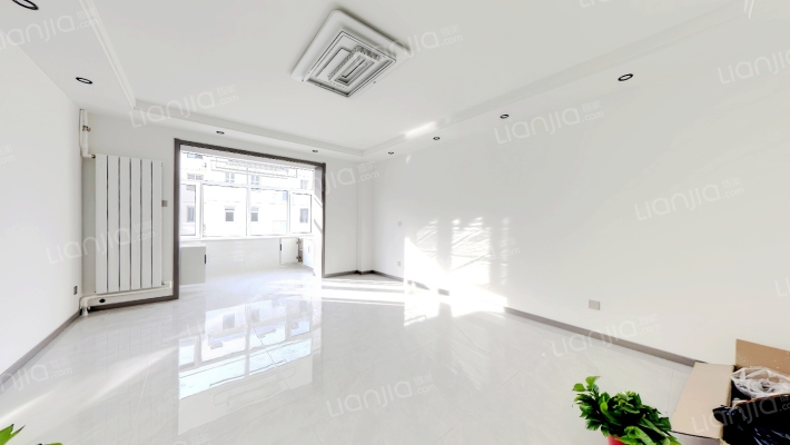 唐人花园 3室2厅 南 北-客厅