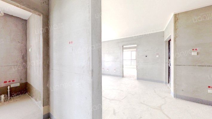 南北通透三居，毛坯房，不是样板间户型-客厅