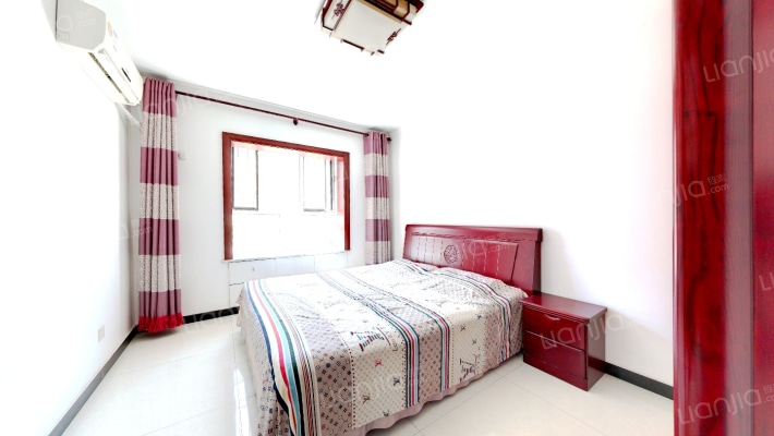 精装修 南向大两居 房本满二好楼层视野好-卧室A