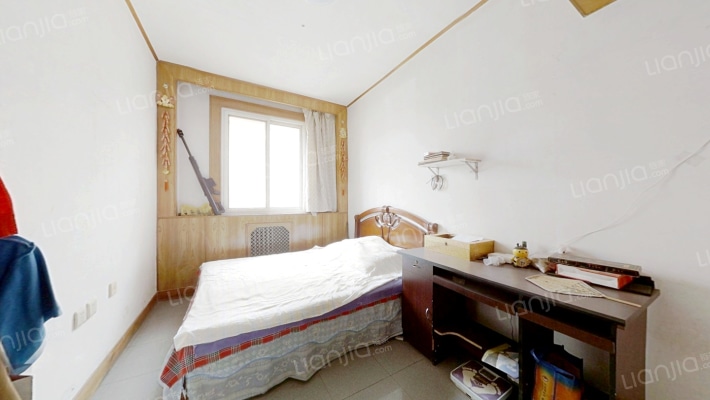 经典板楼户型 三居好楼层 房本满五唯一税少 看房方便-卧室B