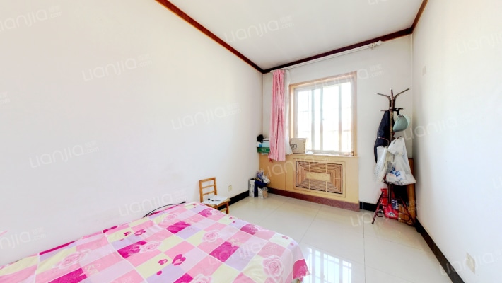 玫瑰嘉园小公摊大三居114平85万可议-卧室C