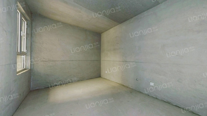 谁不想拥有自己的小花园，一层带院，业主诚心出售-卧室A