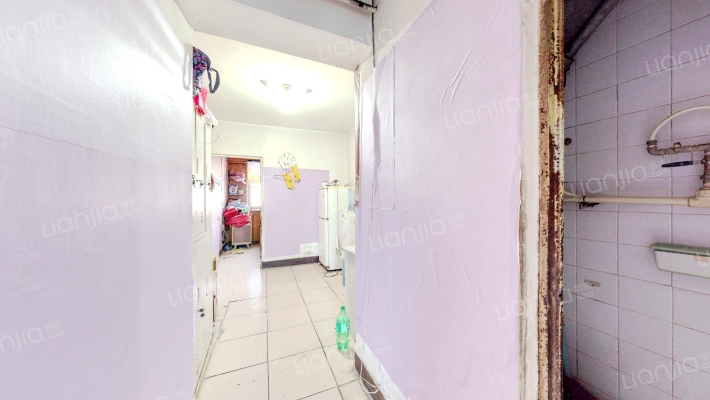 建厂局三队  小两居  业主诚意出售   南北通透-客厅