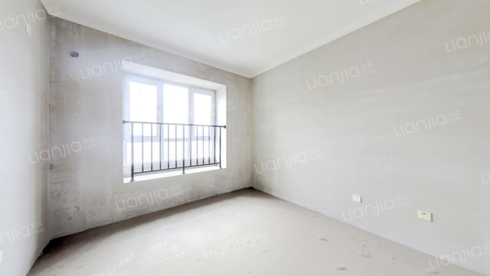 朝阳三居 户型方正 户户朝阳 央企社区-卧室C