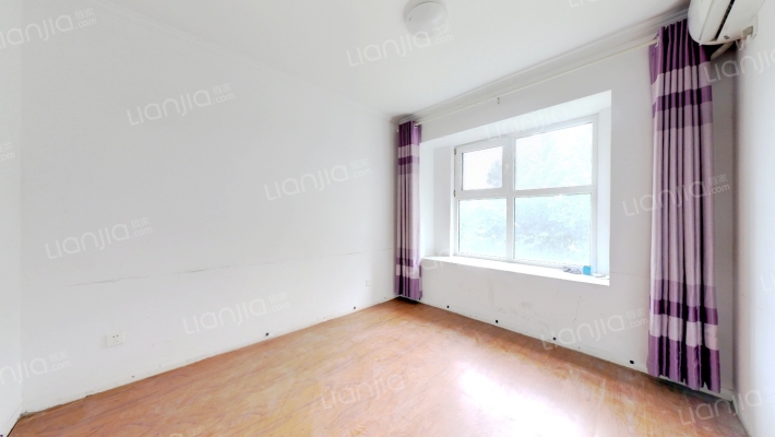 出售 香邑溪谷上园 南北通透四居双卫 带车位-卧室A