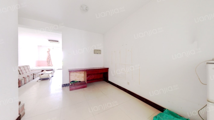 满五唯一，全天采光，中间楼层，随时看房-餐厅