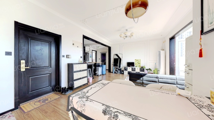 花园洋房顶层带阁楼，精装修，前后露台-客厅A