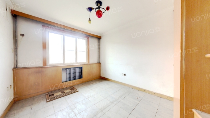 世纪嘉园 南北通透两居 集中供暖-卧室B