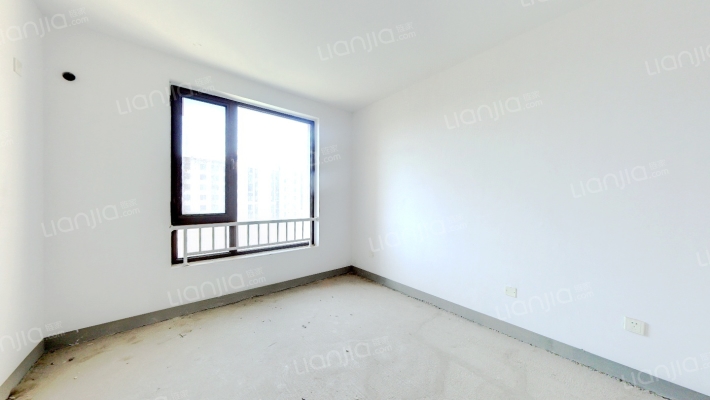 鸿坤满五唯一，高楼层，采光充足，视野开阔-卧室C