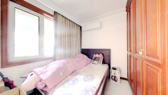 此房房本在手 房龄新 一梯两户布局 南北通透-卧室A