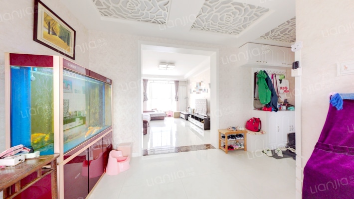 华阳温馨，经典板楼，南北双通透，精装修，难得户型-客厅