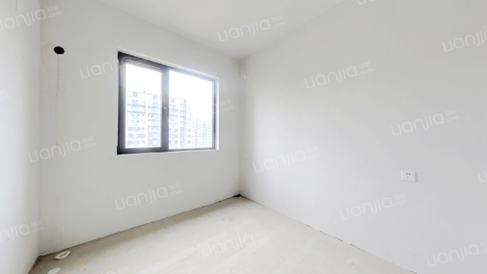 南北通透，一梯两户，全天无遮挡-卧室C