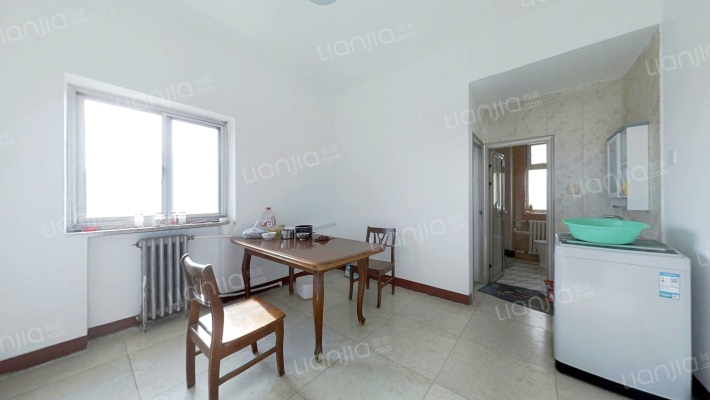 法院家属小区 3室2厅 南 北-餐厅