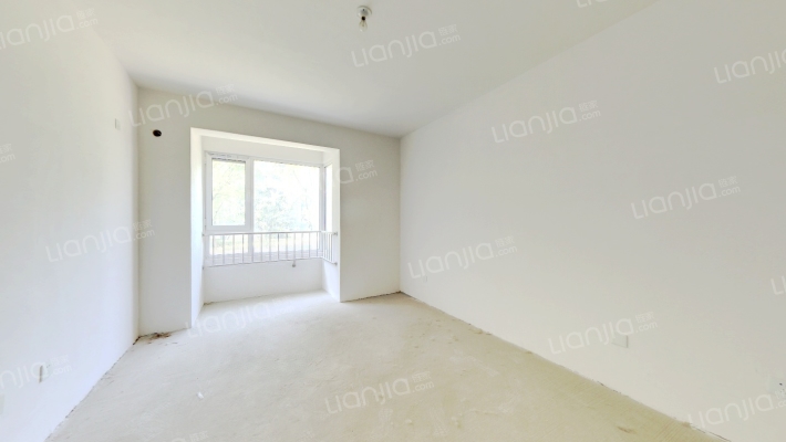 天地新城 南北通透三居 102平58万 满二，看房有钥匙-卧室C