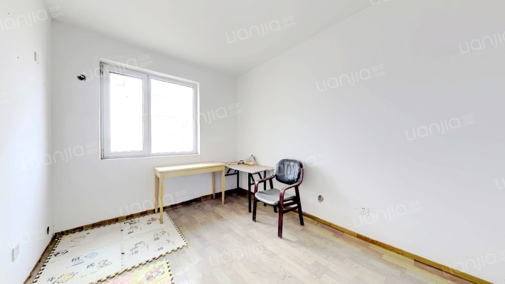 七十年大产权   南北两居  毛坯...-卧室A