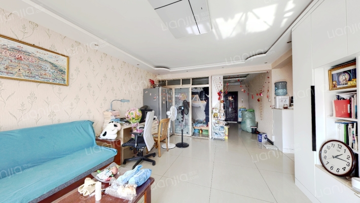 联合小区一号院，精装修，全南两居-客厅