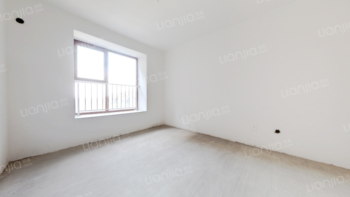 南北通三居，毛坯随意装修，采光充足-卧室A