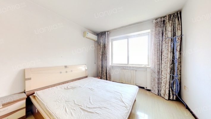 世纪嘉园 南北通透两居 集中供暖 好楼层 采光好-卧室B