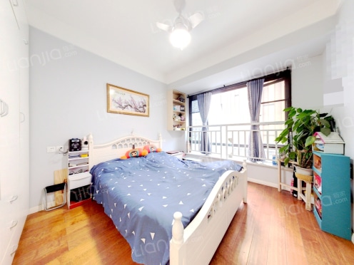 整租·银泰泰悦湾 4室2厅 东