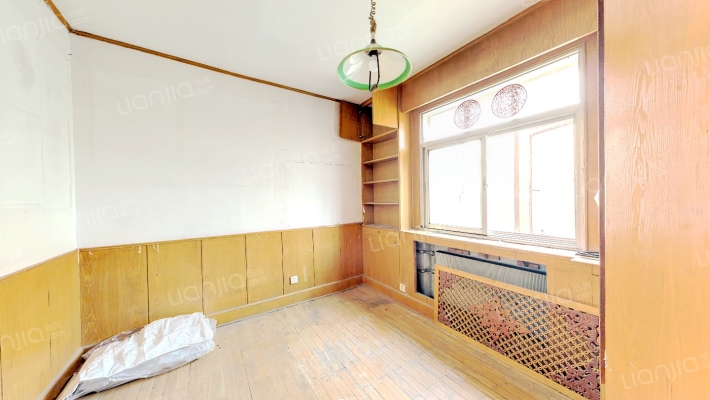 南关户口，四中，老城区，生活方便，中间楼层-卧室