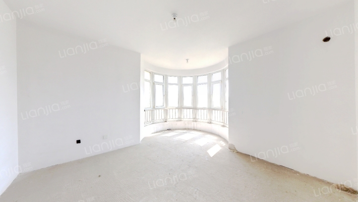 小区特点安保设施好，带飘窗大三居-卧室C