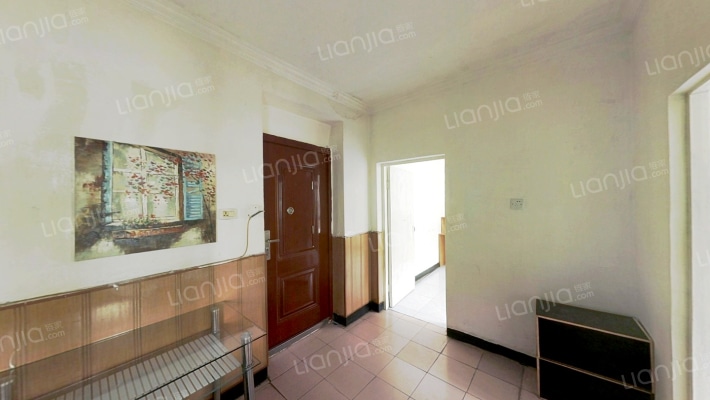 矿山局南院，无公摊面积，交通便利，房本满五-客厅