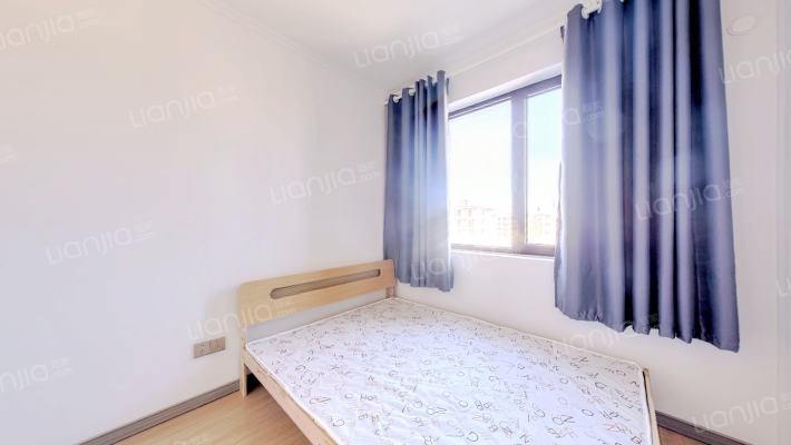 中国铁建樾府国际，好楼层，南北三居室，业主诚意出售-卧室B