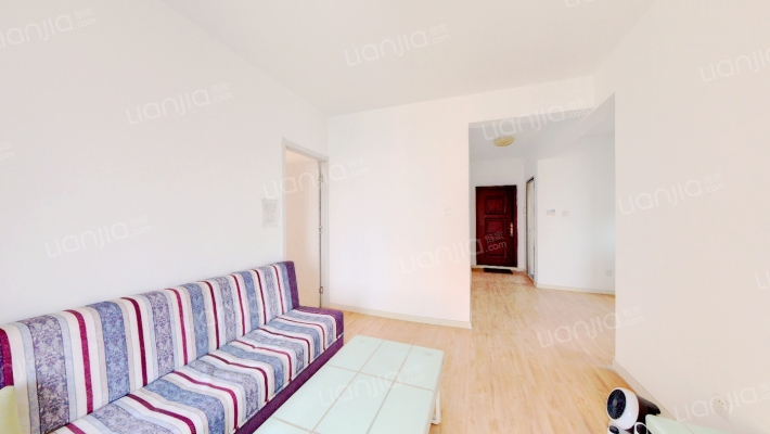 大社区，中高楼层，采光充足，德信公园旁-客厅