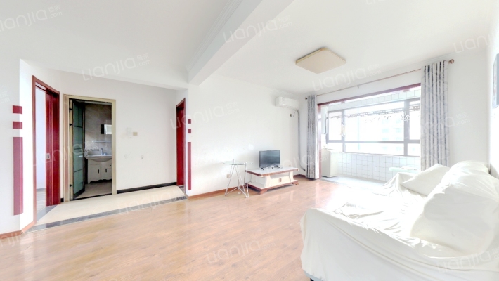 天伦湾  南北通透三居室  房本满二-客厅