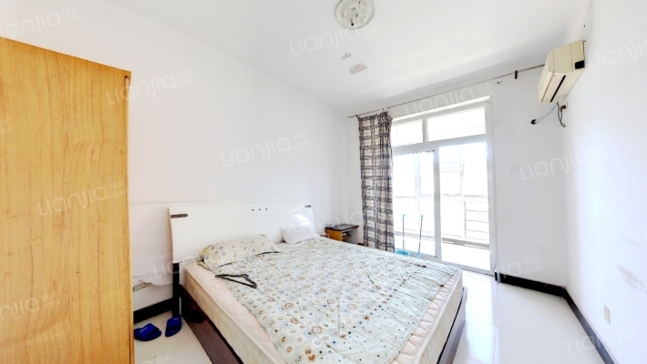 精装修， 精品大三居出售，视野*好-卧室C