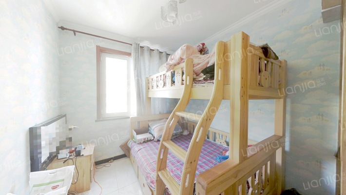 此房满二税费低，带车位地下室 好楼层 采光视野好-卧室A