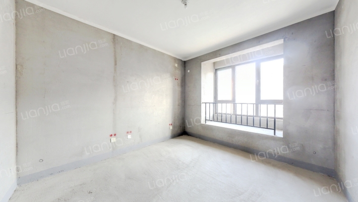 天伦湾嘉园70年大产权，两梯四户，润卓地产开发大社区-卧室A