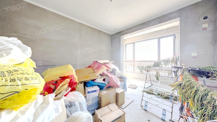 天伦湾一期南北通透三居 好楼层 毛坯随心装 集中供暖-卧室A