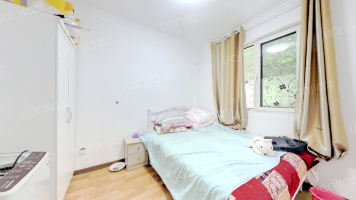 K2狮子城南区 6室2厅 南 北-卧室E