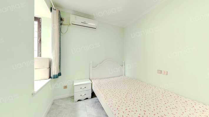 天伦湾全阳小两居，精装修，集体供暖，保利物业-卧室A